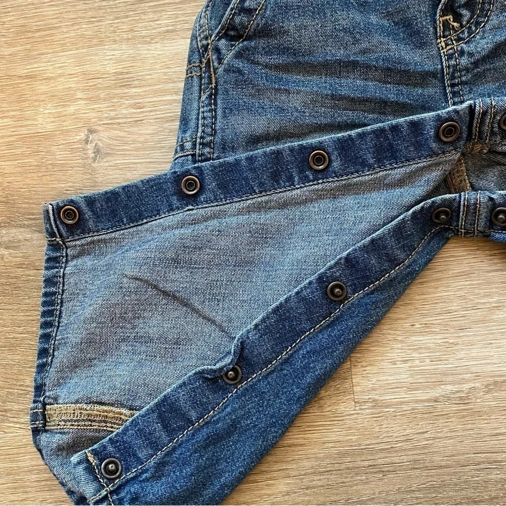 OshKosh B' Gosh Denim Bib Overalls Blue Jeans Toddler Kids Size 12 Months